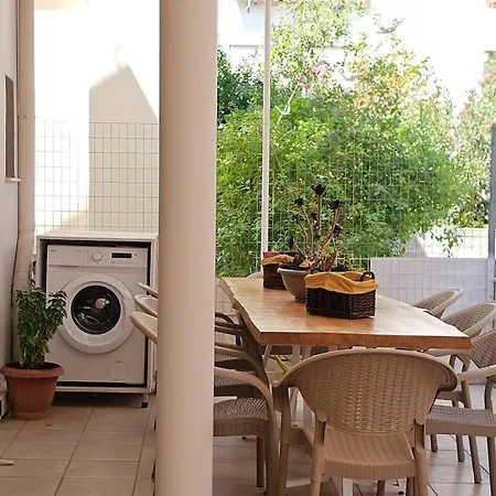 Casa Katerini Bright 3br With Balcony Apartment